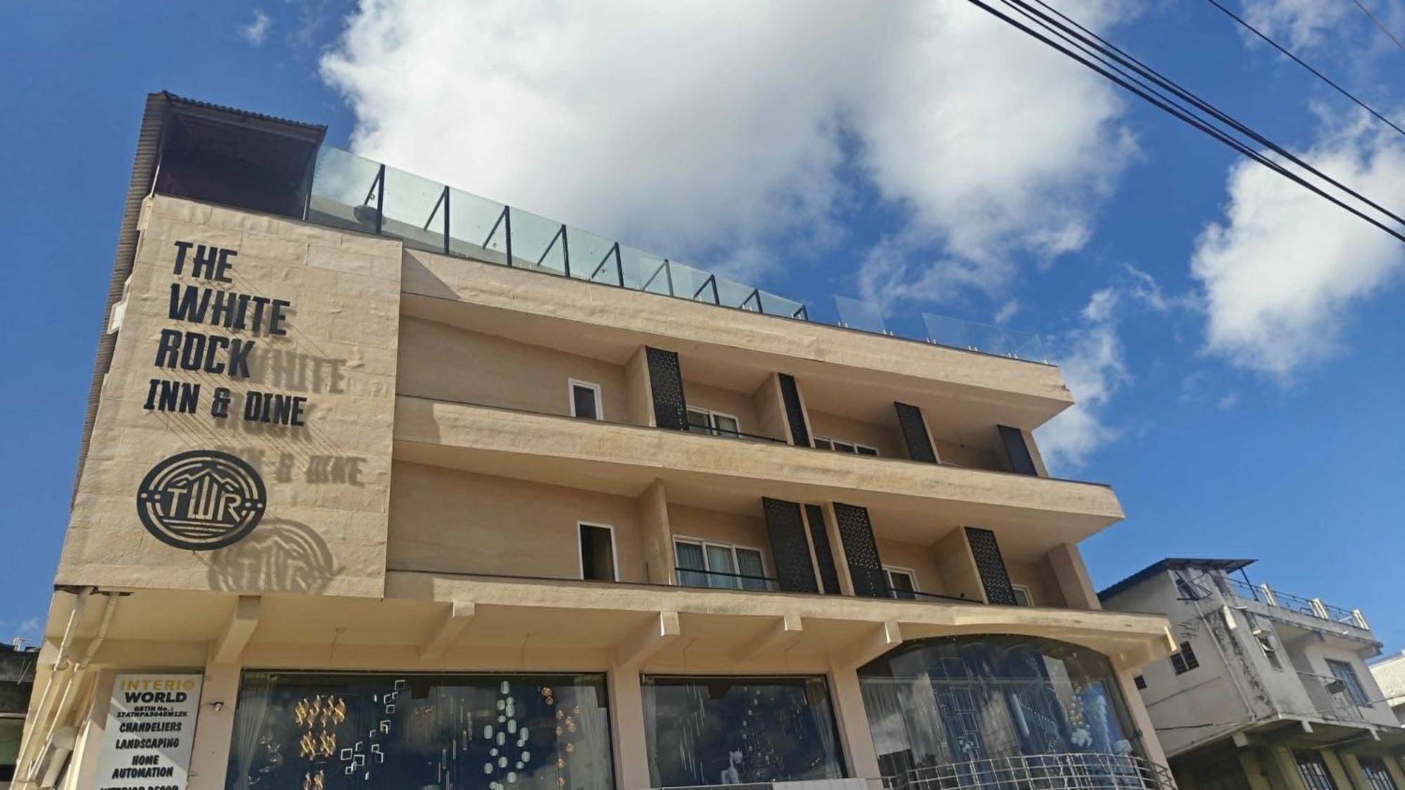 The White Rock Inn & Dine Shillong Luaran gambar