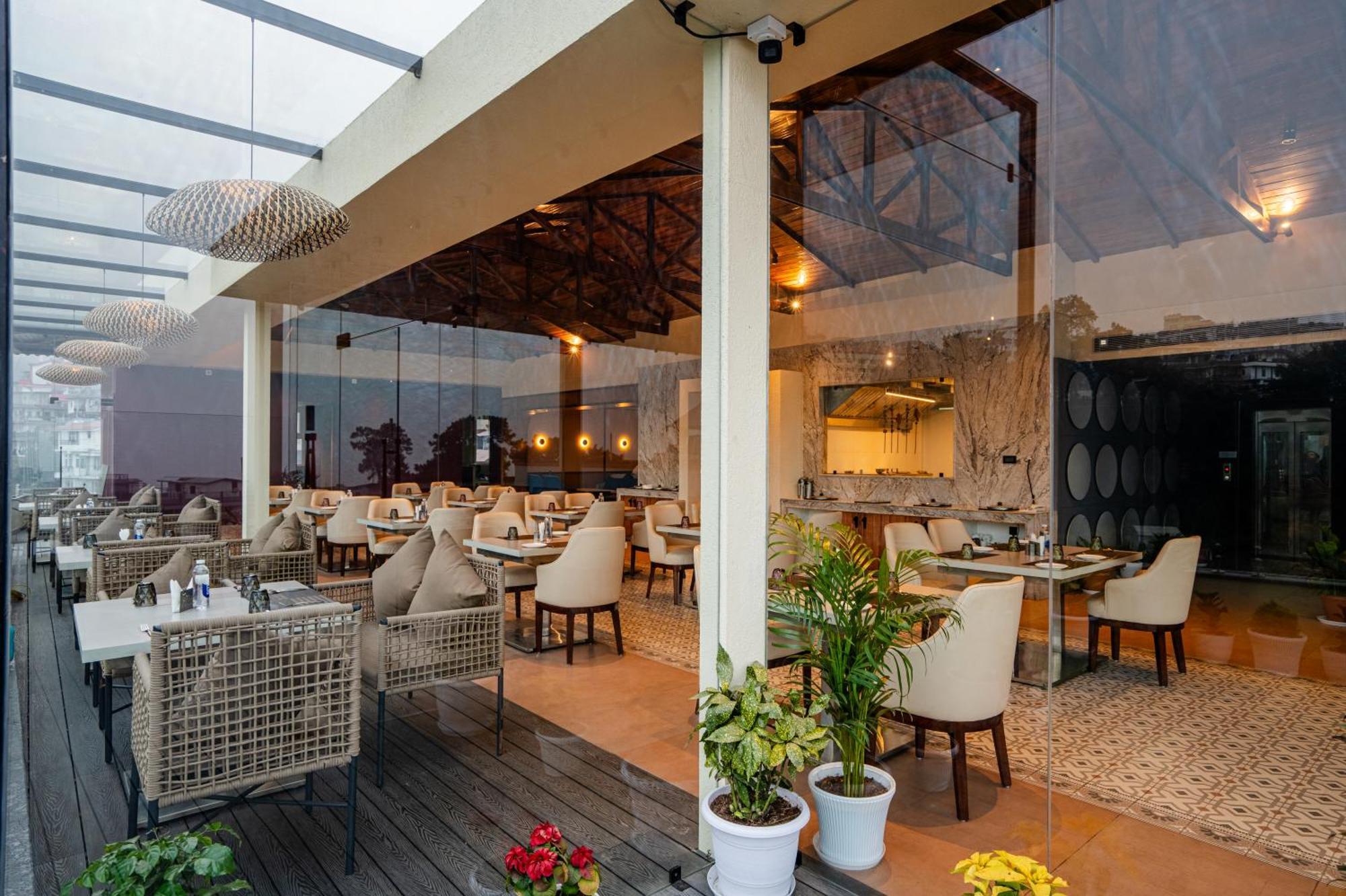 The White Rock Inn & Dine Shillong Luaran gambar