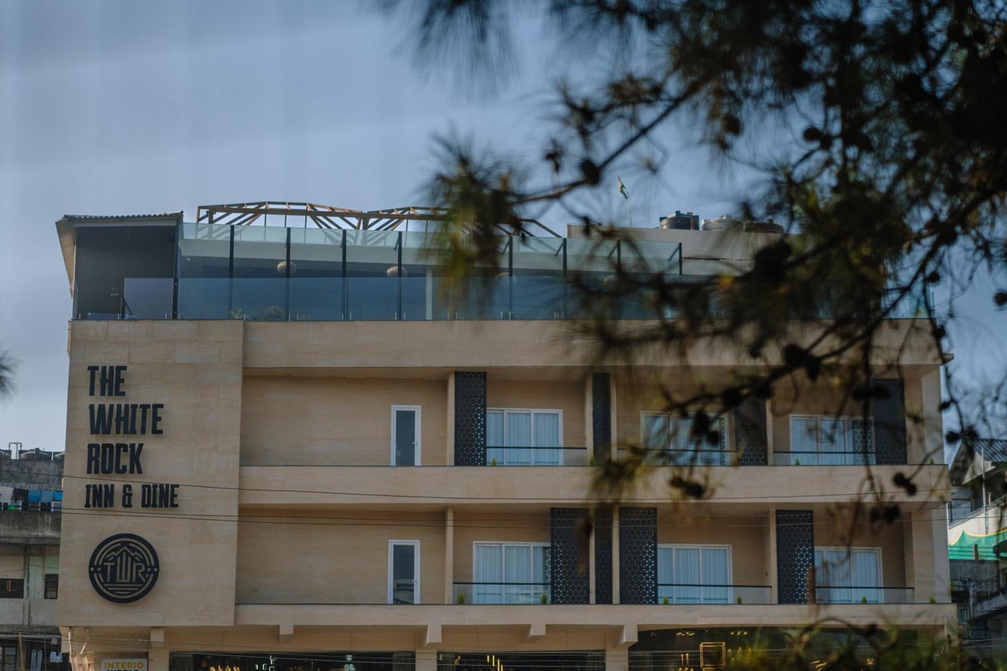 The White Rock Inn & Dine Shillong Luaran gambar