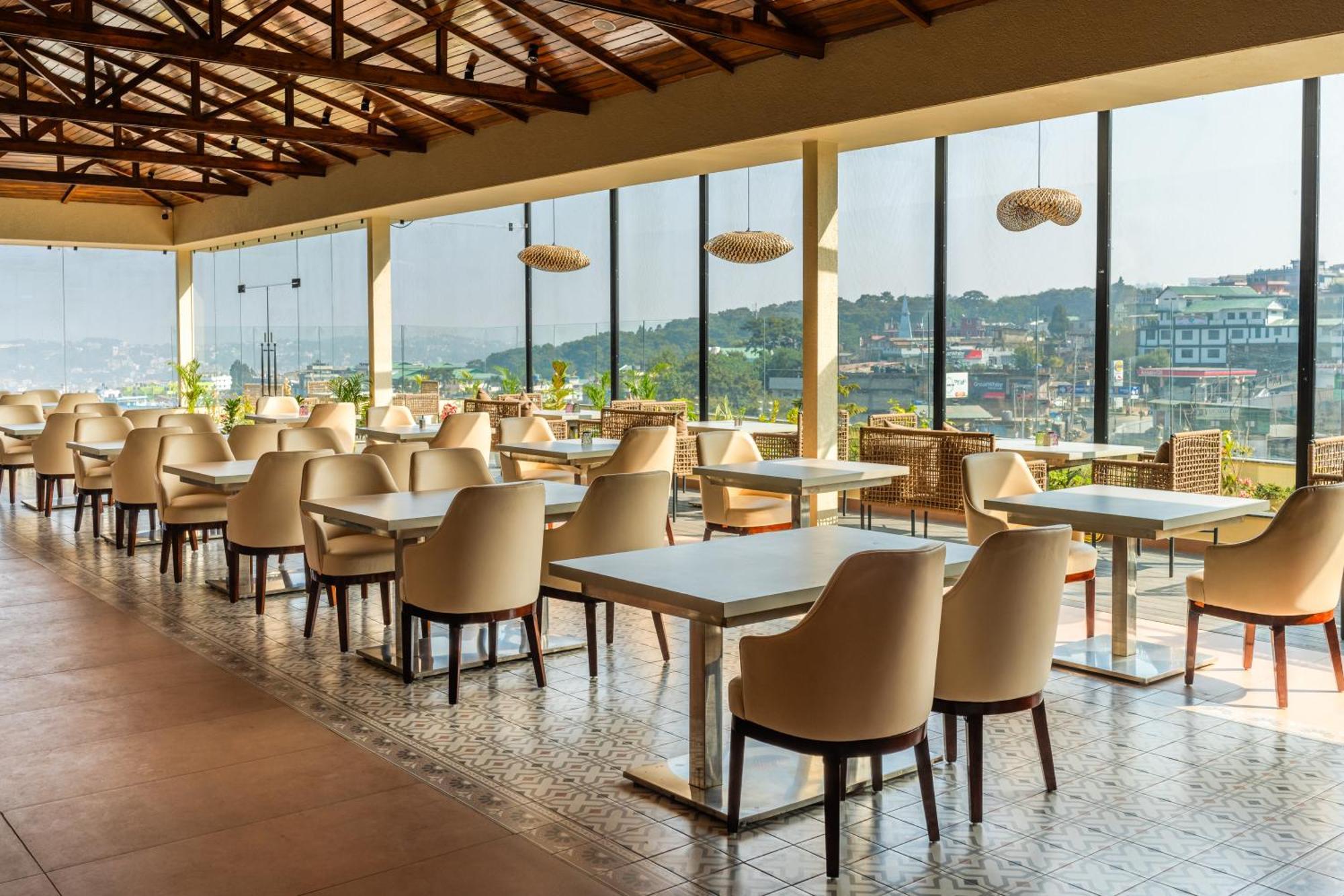 The White Rock Inn & Dine Shillong Luaran gambar